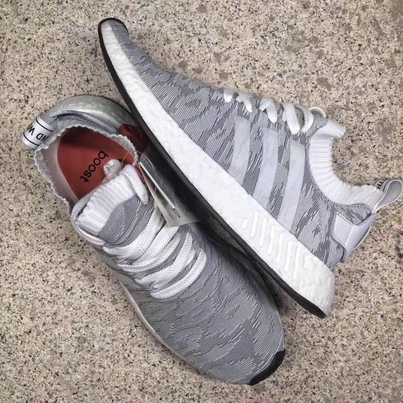 Authentic Adidas NMD R2 5